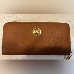Michael Kors Large Continental Wallet
